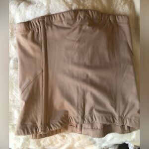 Mother Tucker corset shape wear - NWOT Sz L